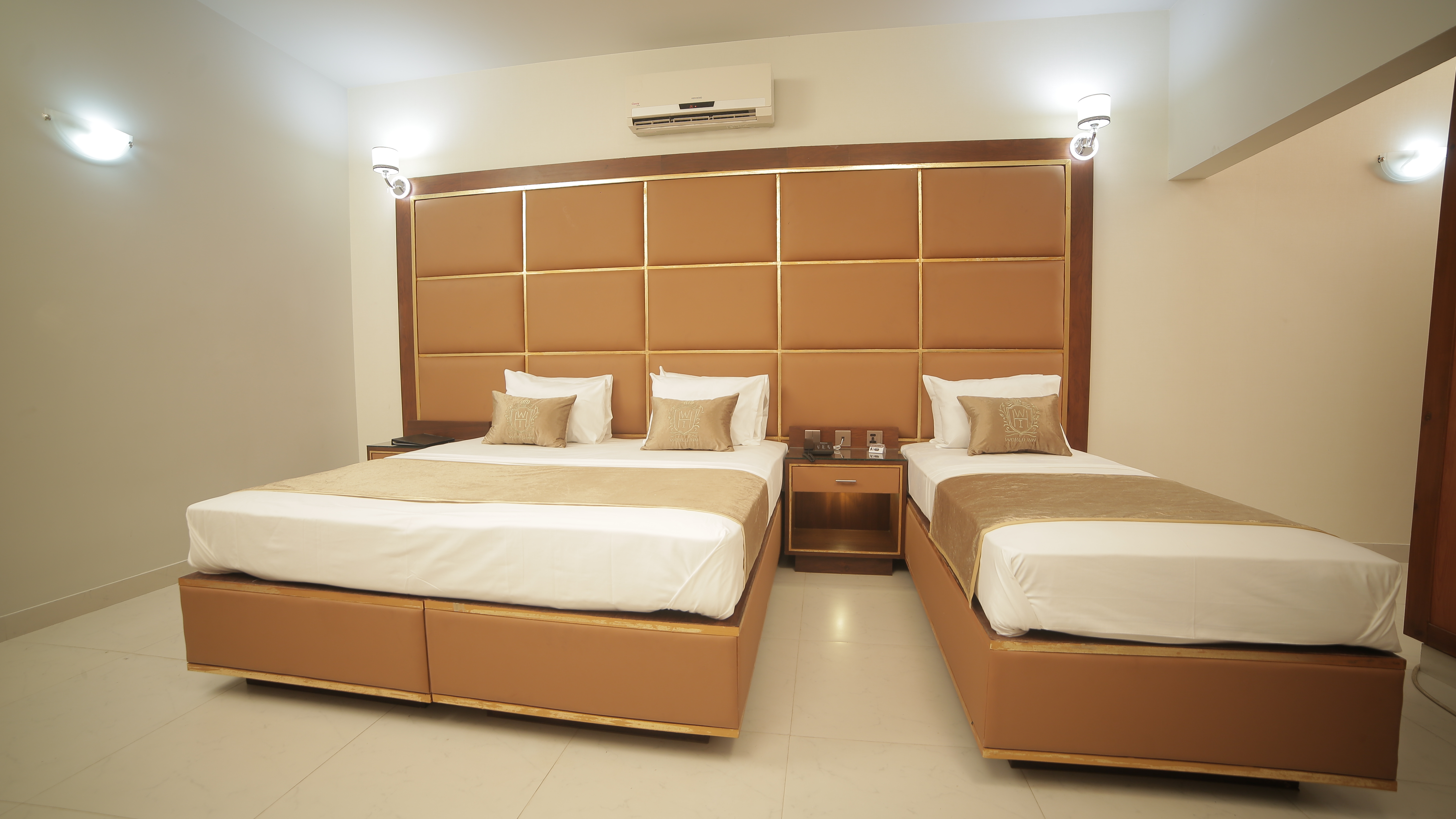 Executive Triplet Room 7